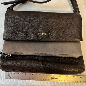 Tignanello Pebble&Suede Leather Multi-Pocket RFID Crossbody Brown Multi.